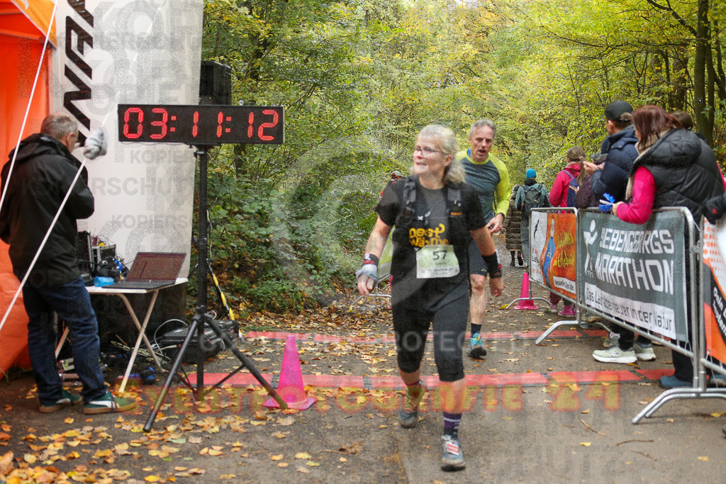 251026_1312_EX1_2864 | Sportfotografie im Rhein-Sieg Kreis, Köln, Bonn, NRW, Rheinland Pfalz, Hessen, etc. Unser Tätigkeitsfeld umfasst den Laufsport vom Volkslauf über den Marathon, Duathlon, Triathon bis zum Ultralauf wie Kölnpfad Ultra oder Schindertrail.