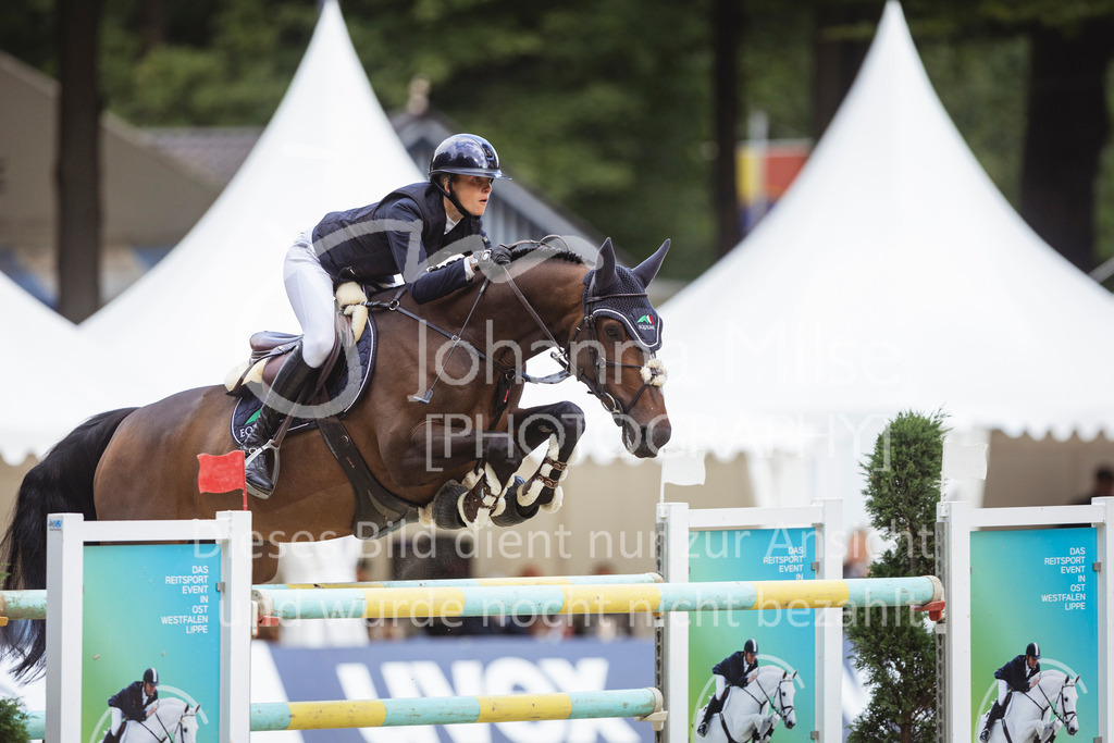 240915_OWLCh_GP-876 | Deine schönsten Turniermomente als professionelle Fotos! Entdecke hochwertige Pferdesport-Fotografie im Online-Shop. Jetzt Fotos finden & bestellen!