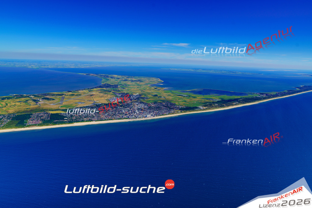 Die Luftbildaufnahme Westerland-luftaufnahme - Sylt wurde 2018 mittels Flugzeug (keine Drohne) erstellt. Perfekte Schärfe und Druck- Auflösung- Garantiert!