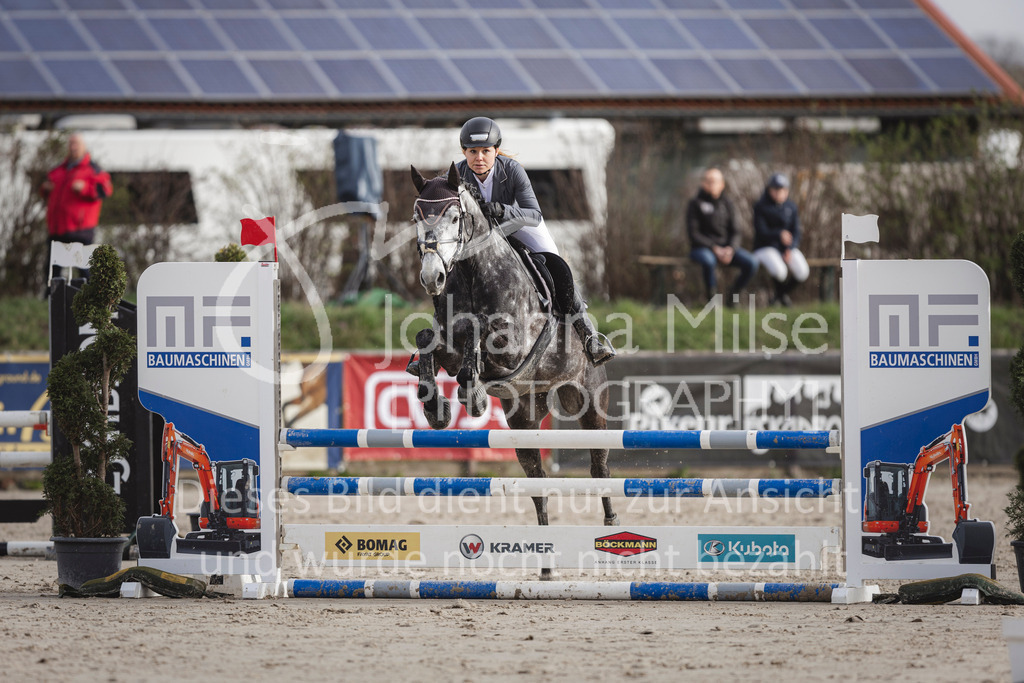 240330_Fruehlingsfest_Amateur-SprPf-A-211 | Deine schönsten Turniermomente als professionelle Fotos! Entdecke hochwertige Pferdesport-Fotografie im Online-Shop. Jetzt Fotos finden & bestellen!