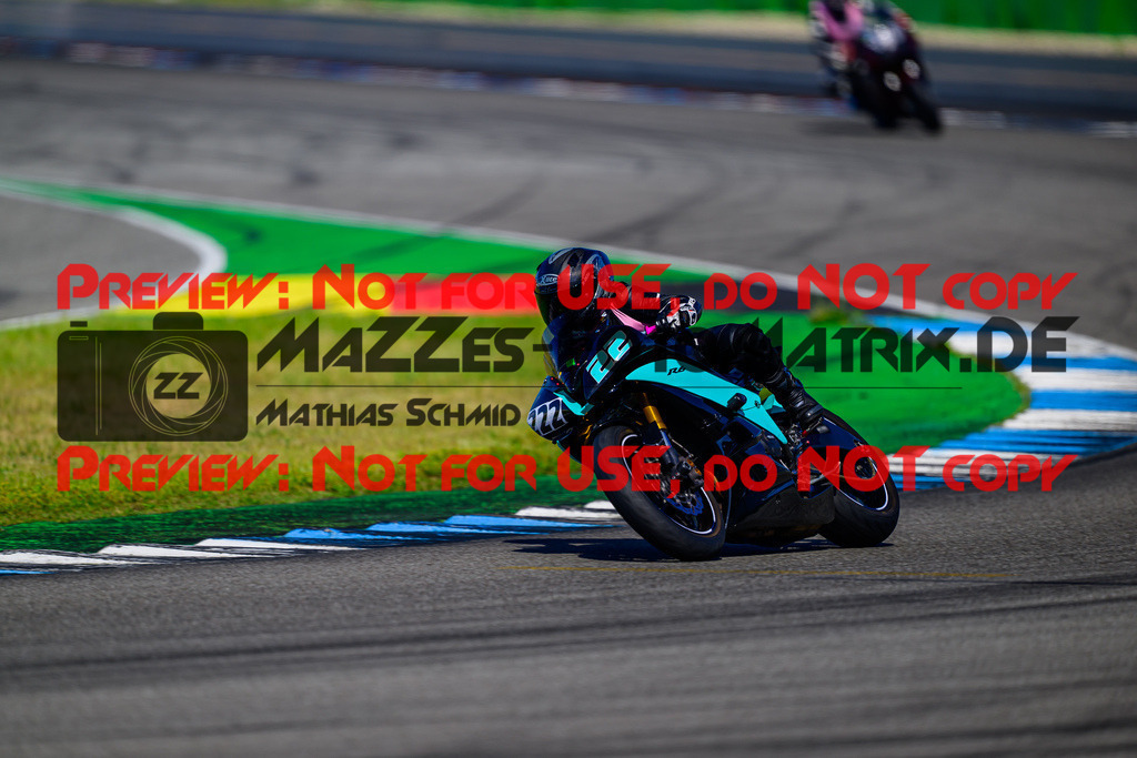 MaZZes_FotoMatrix_240520_6021986_2061 | INST