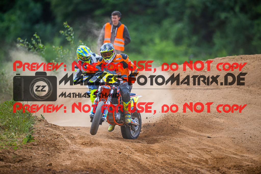 MaZZes_FotoMatrix_220528_8301 | Fotograf Mathias Schmid
Sportfotograf,
Eventfotograf,
Hochzeitsfotograf,
Portraitfotograf