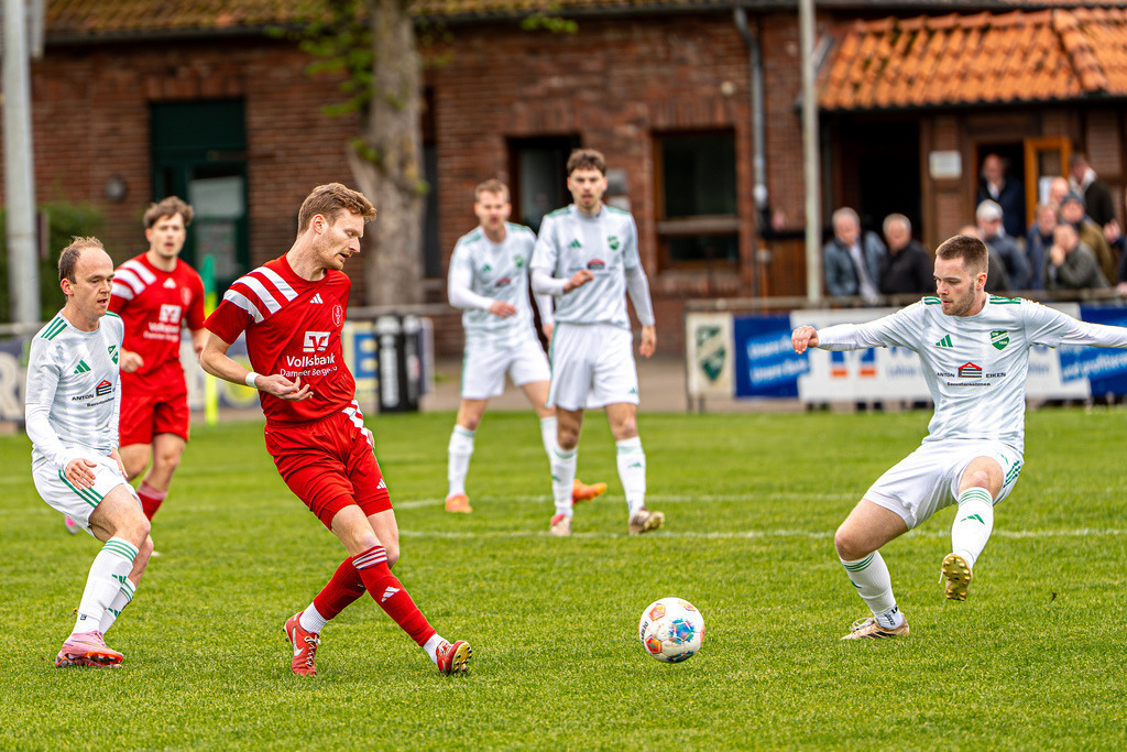Fußball I Herren I Saison 2025-2026 I Bezirksliga Weser-Ems 4 I 28. Spieltag I GW Brockdorf - RW Damme I 04876 | jns.sportfotos - Realisiert mit Pictrs.com