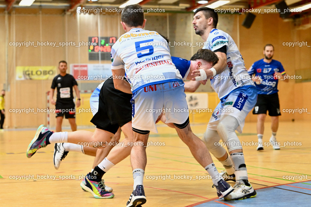 SC Ferlach vs. HC Linz AG 11.10.2023 | #5 KISLINGER Christian HC LINZ, #17 PAVLOV Hari SC Ferlach, #39 HAMZIC Arnad HC LINZ, SC Ferlach vs. HC Linz AG 11.10.2023, SC Ferlach vs. HC Linz AG am 11.10.2023 in Ferlach (Ballspielhalle Ferlach), Austria, (Photo by Bernd Stefan)