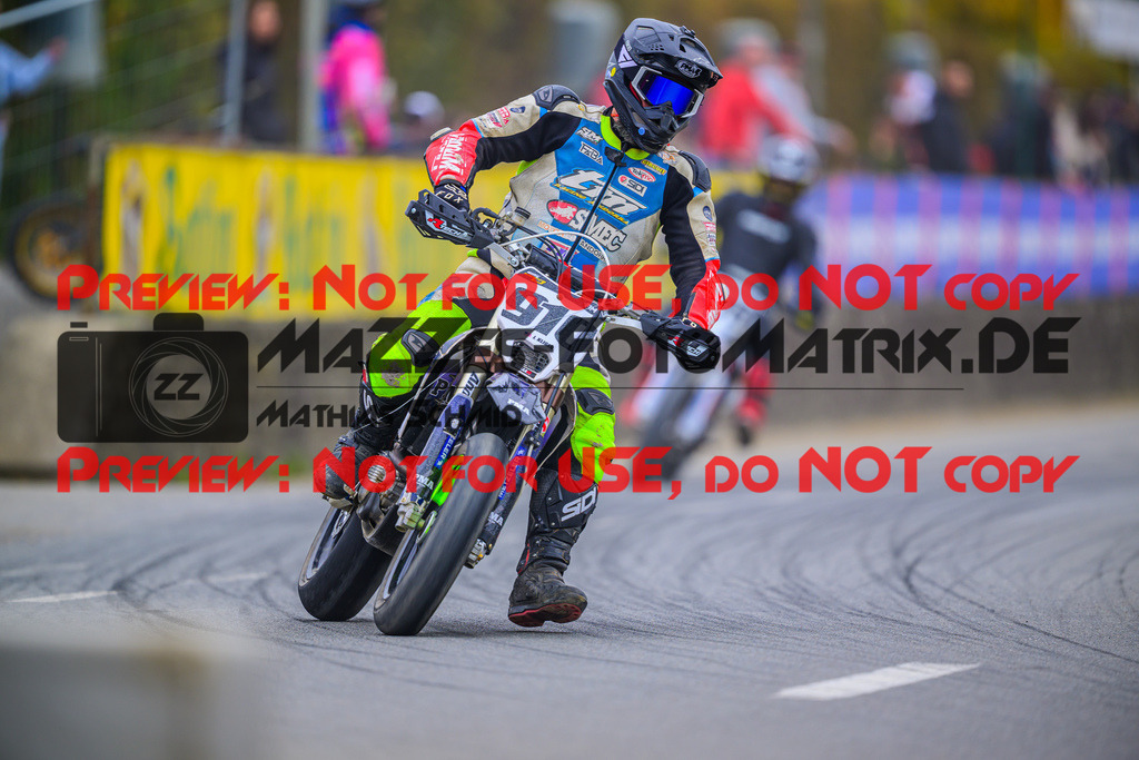 MaZZes_Fotomatrix_20251011_6007705_5610 | SENIOR