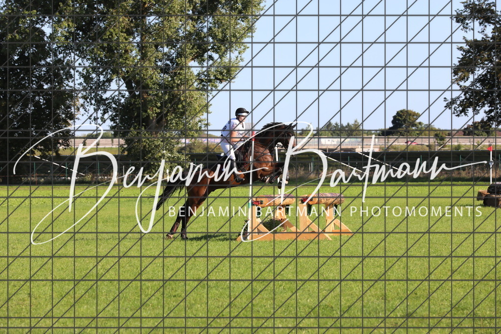 AZ2A1334 | Benjamin Bartmann Photomoments