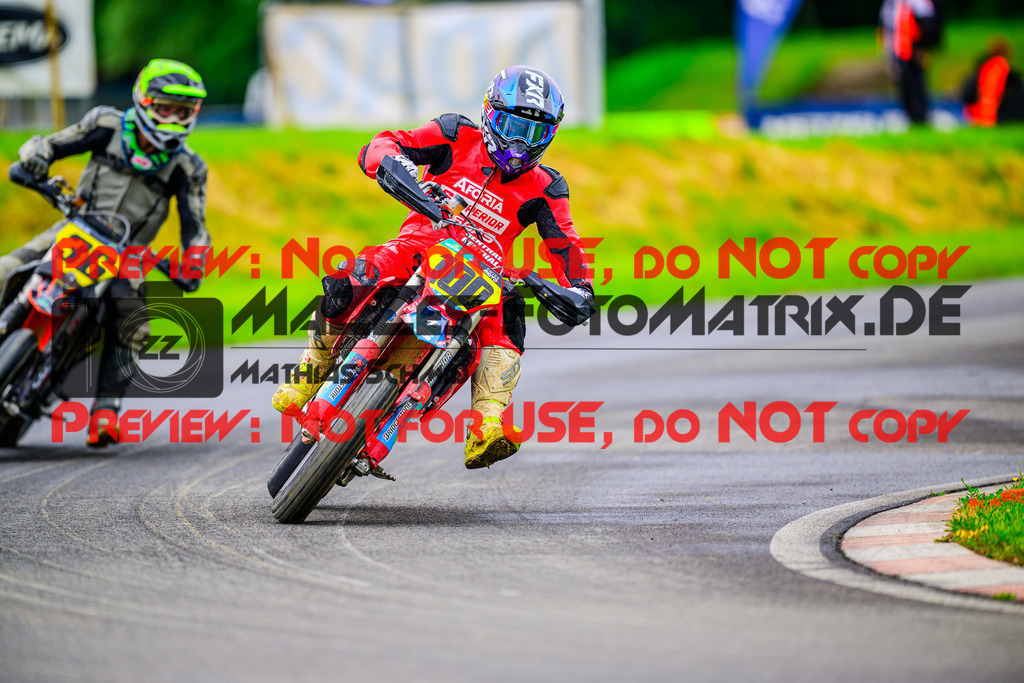 MaZZes_FotoMatrix_240609_6007705_3141 | SWISS S1