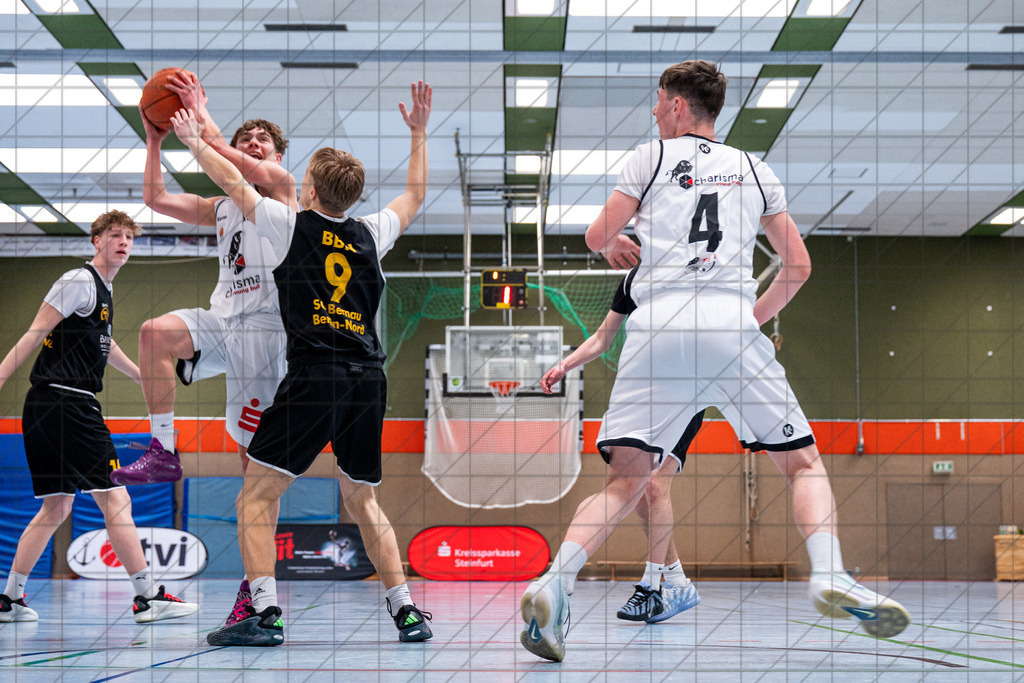 JBBL Relegation Gruppe 1 25/26 | Spieltag 16 | Charisma Young Bulls vs. SG Bernau-Berlin-Nord | 15.02.26: JBBL Relegation Gruppe 1 25/26 | Spieltag 16 | Charisma Young Bulls vs. SG Bernau-Berlin-Nord / Ibbenbüren / Deutschland  //   CREDIT:www.bullenfotos.de, Martin König, Hörner Weg 40, D-49078 Osnabrück, +4917663732967 // Nutzung und Weitergabe nur zu den vereinbarten Zwecken. Presseanfragen an Ersteller. Alle Rechte beim Ersteller. Honorierung nach MFM. - Realisiert mit Pictrs.com