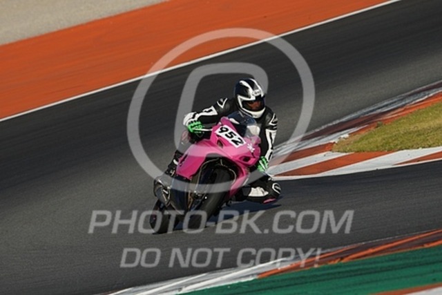 2024_01_03_PBK_17232 | Sportfotografie; SlowMotion; Video; Rennstrecke; Hafeneger; Speer; Racing; RSE; BMW; CBO; Trackday; Motorsportarena; Hockenheimring; Brno; Most; Barcelona; Valencia