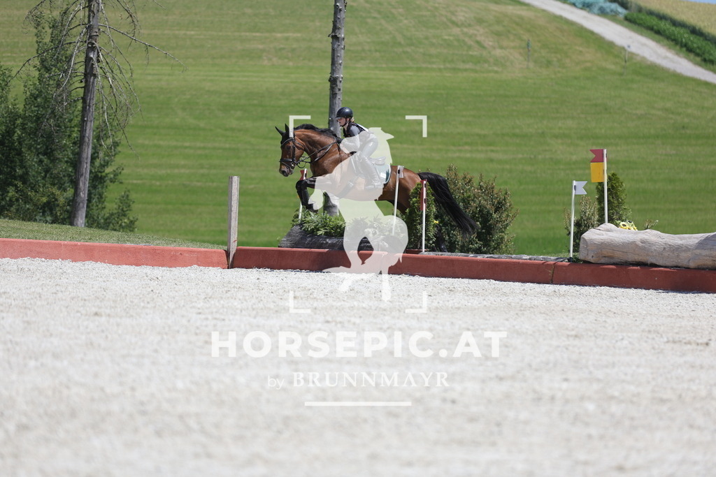 0P6A4990 | Willkommen bei Brunnmayr - Design & Fotografie – Ihrem Spezialisten für Reitturniere und Pferdeveranstaltungen in Oberösterreich, Salzburg und Bayern! Seit über 17 Jahren sind wir leidenschaftlich dabei.