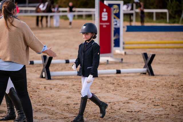 2026_10_03_Siefer-Hof_150350_Z81_43606437 | Professionelle Reitsport-, Turnier- und Eventfotografie von Robert Broda. Galerien mit ausgewählten und bearbeiteten Bildern direkt online ansehen und bestellen.
