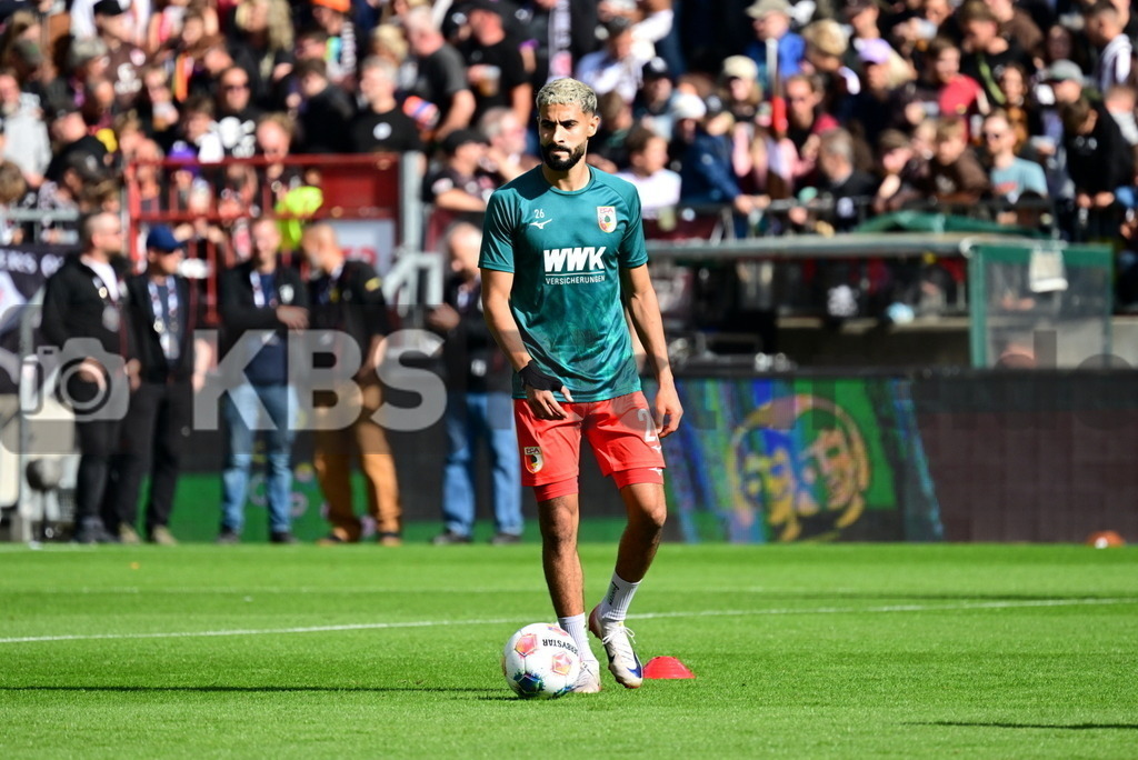 KBS Picture_FCStPauli-FCAugsburg_003 | Saad Elias (FC Augsburg) ,Sportplatz :  Millerntor Stadion, - Realisiert mit Pictrs.com