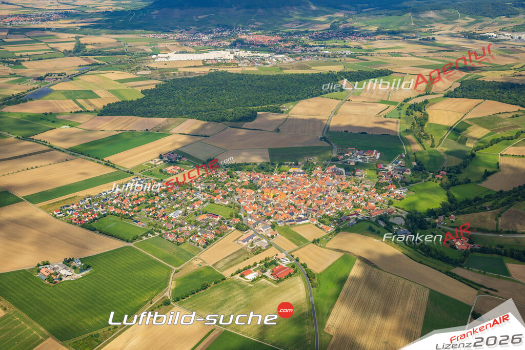 Luftaufnahme von Willanzheim - Die Luftaufnahme wurde 2025 vom UL-Flugzeug heraus erstellt ( keine Drohne ) - Hochauflösende Luftaufnahme - für professionelle Ausdrucke geeignet. Die Geschenkidee !Mit Lizenz und Bildrechte bestellbar