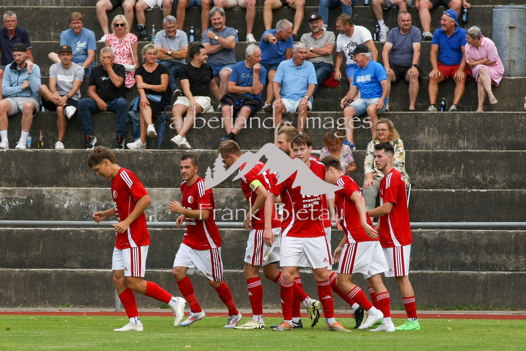 993T3114 | Medien- Sport- Entertainmentfotos