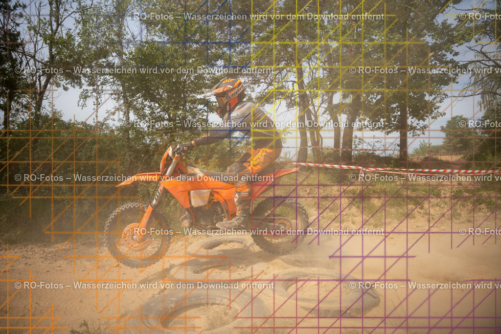 Niederwürzbach 3 Lauf-686 | Sportfotografie von RO-Fotos: Motorsport, Motocross, Enduro, Laufveranstaltungen und Triathlon. Professionelle Fotos von Sportlern und Events. - Realisiert mit Pictrs.com
