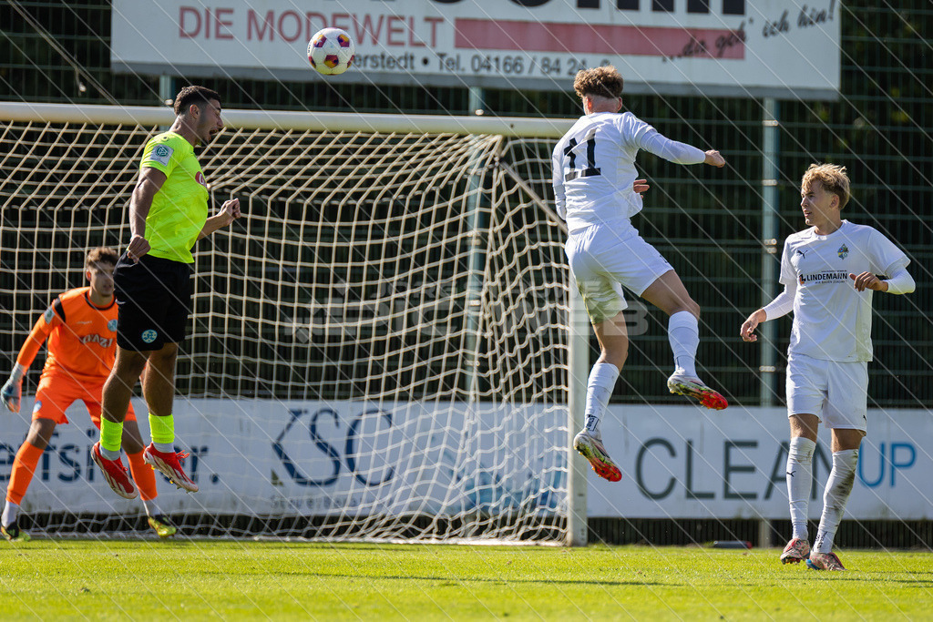 20251003_Picselweb-Fotografie_1R3_1186 | DFB Pokal 2. Runde, JFV A/O/B/H/H - SV Stuttgarter Kickers, Foto: Jörg Struwe - picselweb.de - Realisiert mit Pictrs.com