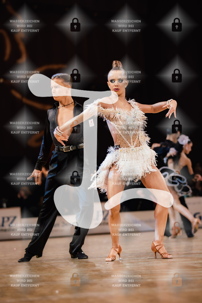 Goldstadtpokal 2025 - WDSF Open Latin Youth 2nd (72) Ivan Smekalkin _ Yeva Liermontova (Schwarz Weiß Club Pforzheim)-2025-01-25-7247 | Webshop for digital downloads and prints of dance sport, event & show photographer Julian Link - Realisiert mit Pictrs.com