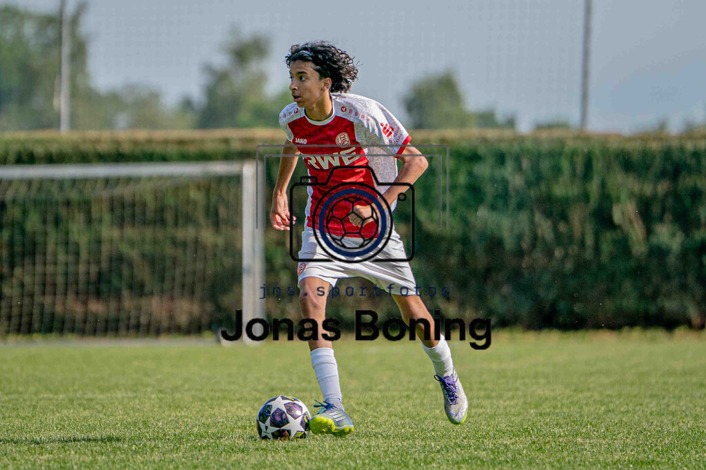 Fußball I C-Junioren I Saison 2025-2026 I Pfingsturnier Langförden I 12653 | jns.sportfotos - Realisiert mit Pictrs.com