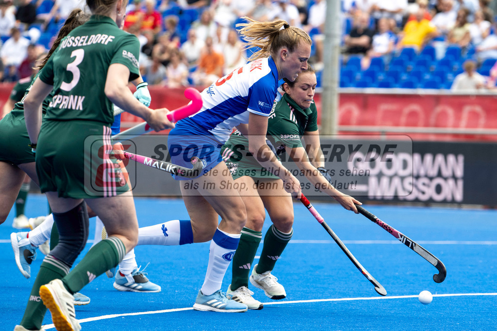 Final4_20250531-1449-Z09_2969 | Krefeld, Deutschland, 31.05.2025:  Feldhockey Final4 2025 – „Deutsche Feldhockey-Meisterschaften 2025“ im Gerd-Wellen-Hockeyanlage am 31.05.2025 in Krefeld, Deutschland. (Foto von Kramhöller/Fehrmann/Kaste)Krefeld, Germany, 31.05.2025: Feldhockey Final4 2025 – „Deutsche Feldhockey-Meisterschaften 2025“ in Gerd-Wellen-Hockeyanlage at 31.05.2025 in Krefeld, Deutschland. (Foto from Kramhöller/Fehrmann/Kaste)