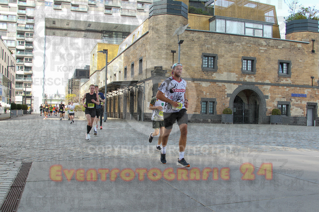 250920_1454_EV4_7531 | Sportfotografie im Rhein-Sieg Kreis, Köln, Bonn, NRW, Rheinland Pfalz, Hessen, etc. Unser Tätigkeitsfeld umfasst den Laufsport vom Volkslauf über den Marathon, Duathlon, Triathon bis zum Ultralauf wie Kölnpfad Ultra oder Schindertrail.