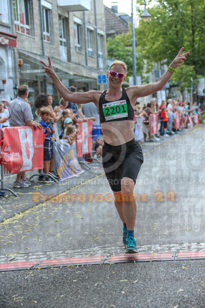 220625_1654_EX1_5336 | Sportfotografie im Rhein-Sieg Kreis, Köln, Bonn, NRW, Rheinland Pfalz, Hessen, etc. Unser Tätigkeitsfeld umfasst den Laufsport vom Volkslauf über den Marathon, Duathlon, Triathon bis zum Ultralauf wie Kölnpfad Ultra oder Schindertrail.