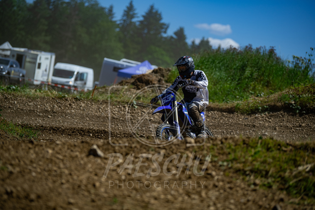 Se E+R (239) | Paeschuphoto Shop - Wer nicht sucht der auch nicht findet.Ob Motocrossbilder oder von einem besuchtem Spiel, Hauptsache Action. - Realisiert mit Pictrs.com