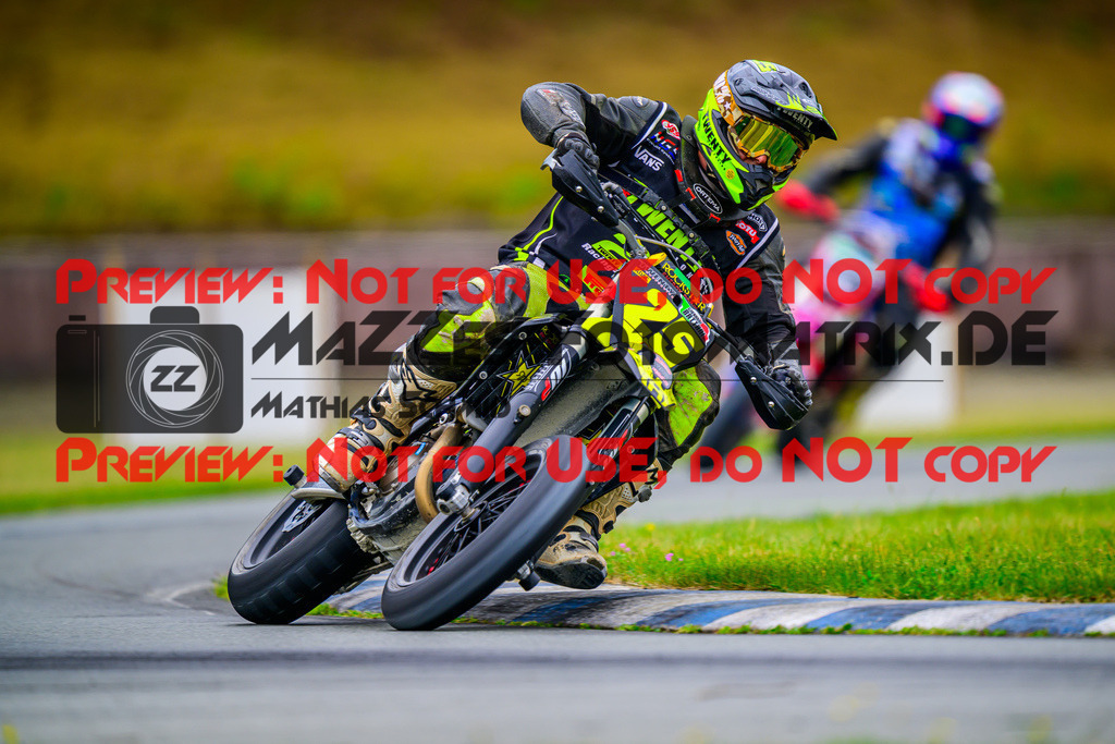 MaZZes_Fotomatrix_20250503_6007705_3738 | UE40