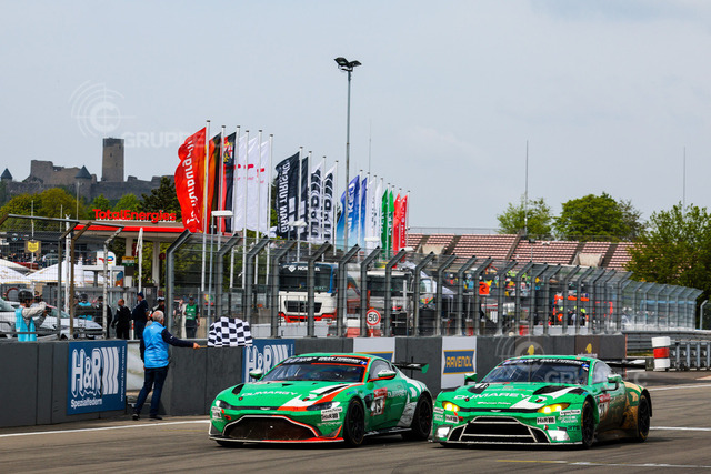 24hNbr23_052116153948254JB_JB | (79): Guillaume Dumarey, Alexander Mies, Andreas Patzelt, Hugo Sasse - (28): Maxime Dumarey, Christoph Breuer, Mike David Ortmann, Ben Green - Realisiert mit Pictrs.com