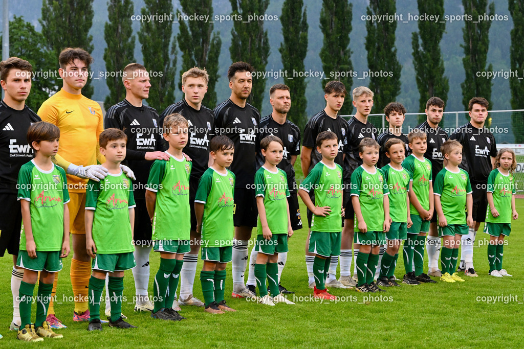 SV Rapid Lienz vs. URC Thal Assling | Thal Assling Mannschaft, SV Rapid Lienz vs. URC Thal Assling, SV Rapid Lienz vs. URC Thal Assling am 08.06.2024 in Lienz (Dolomiten Satadion), Austria, (Photo by Bernd Stefan)