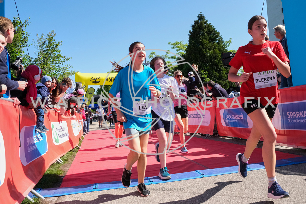 ..... | LINZ,AUSTRIA,27.April 24, Int. 3 Brückenlauf Linz  , Image shows: Photo: WAPICS / Michael ring