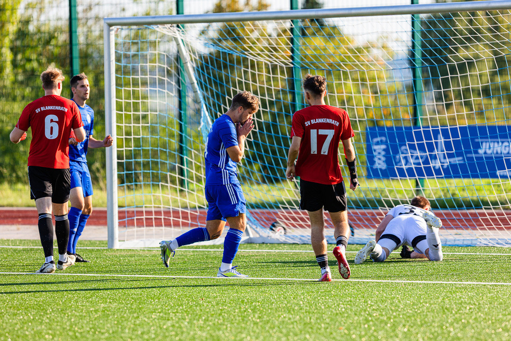 SG Morshausen - SV Blankenrath | Sportfotografie Hermann-Josef Stoffel - Realisiert mit Pictrs.com