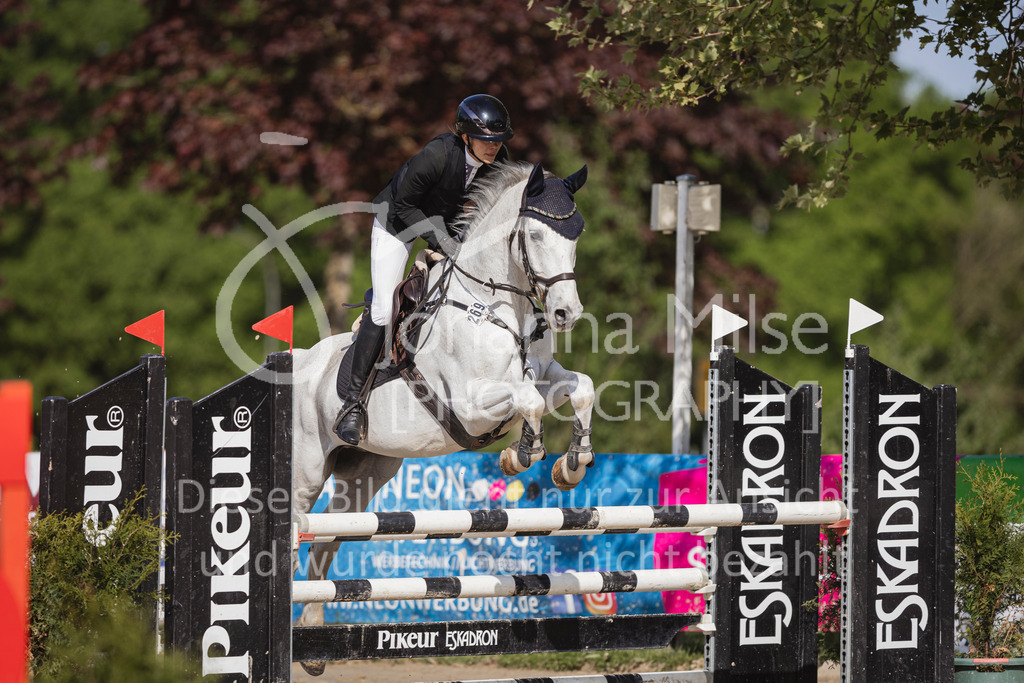 250503_SpengeW_A2-Spr-674 | Deine schönsten Turniermomente als professionelle Fotos! Entdecke hochwertige Pferdesport-Fotografie im Online-Shop. Jetzt Fotos finden & bestellen!