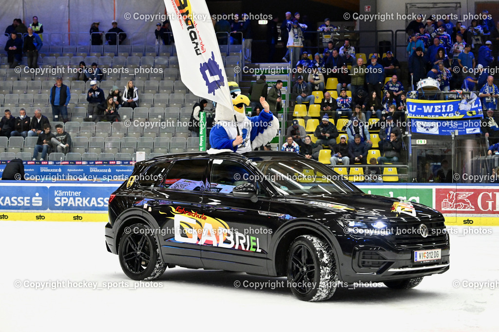 EC IDM WÄRMEPUMPEN VSV vs. Steinbach Black Wings Linz | Maskottchen EC VSV, Fahrschule Gabriel, EC IDM WÄRMEPUMPEN VSV vs. Steinbach Black Wings Linz, EC IDM WÄRMEPUMPEN VSV vs. Steinbach Black Wings Linz am 04.03.2026 in Villach (Stadthalle Villach), Austria, (Photo by Bernd Stefan)