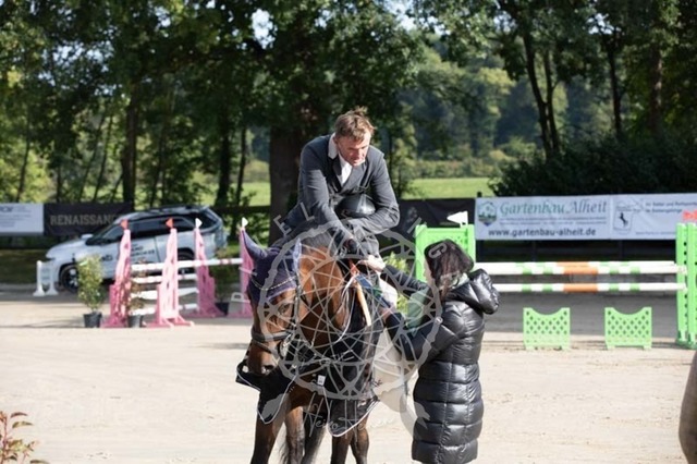 2B4A1080 | pixelfaenger - Realisiert mit Pictrs.com