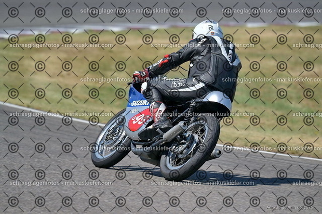 26bc03-2851 | markuskiefer.com - Realisiert mit Pictrs.com
