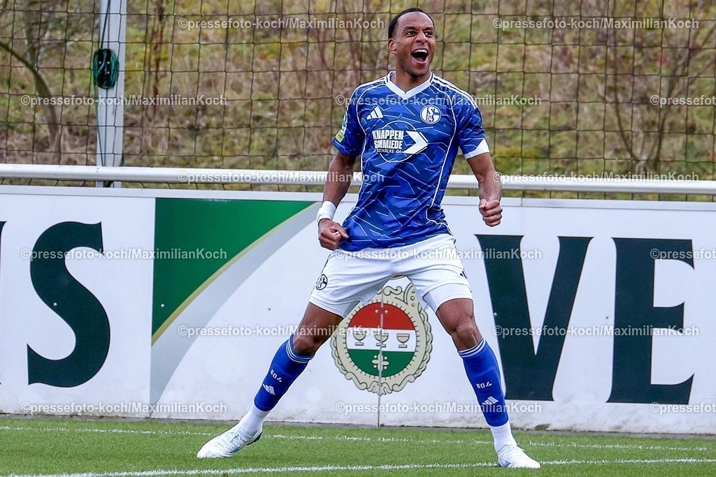 xSSCx15022601012 | 15.02.2026, xsscx, Herren Fussball, FC Schalke 04 U23 - Wuppertaler SV, Regionalliga West, 22. Spieltag, Parkstadion, Saison 2025 2026: Torjubel nach dem Tor zum 5:0 durch Torschuetze Yassin Ben Balla (FC Schalke 04 #25) DFB regulations prohibit any use of photographs as image sequences and or quasi-video. Photo: xSandraxScherningxPressefotoKochx