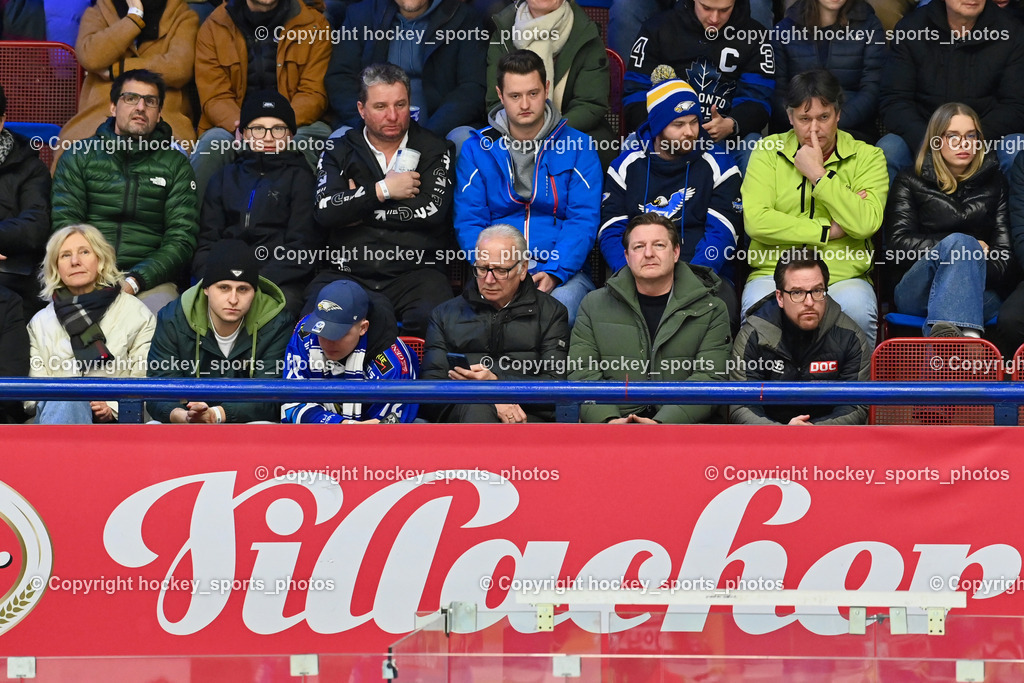 EC IDM WÄRMEPUMPEN VSV vs. EC Red Bull Salzburg | Villacher Bürgermeister Günther Albel mit Gattin, Kärntner Landtagspräsident Reinhart Rohr, EC IDM WÄRMEPUMPEN VSV vs. EC Red Bull Salzburg, EC IDM WÄRMEPUMPEN VSV vs. EC Red Bull Salzburg am 17.01.2025 in Villach (Stadthalle Villach), Austria, (Photo by Bernd Stefan)