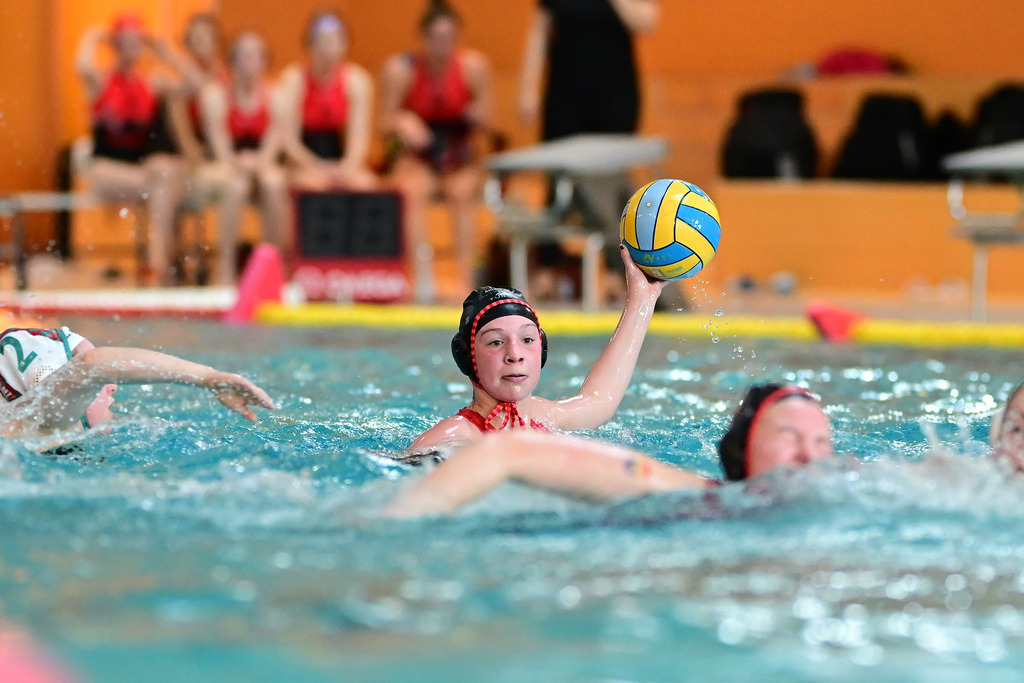 Wasserball I Juniorinnen I Saison 2024-2025 I DSV-Nachwuchscup U16 I SSV Esslingen - Eimsbütteler TV I 48872 | Der Sportfotograf. - Realisiert mit Pictrs.com