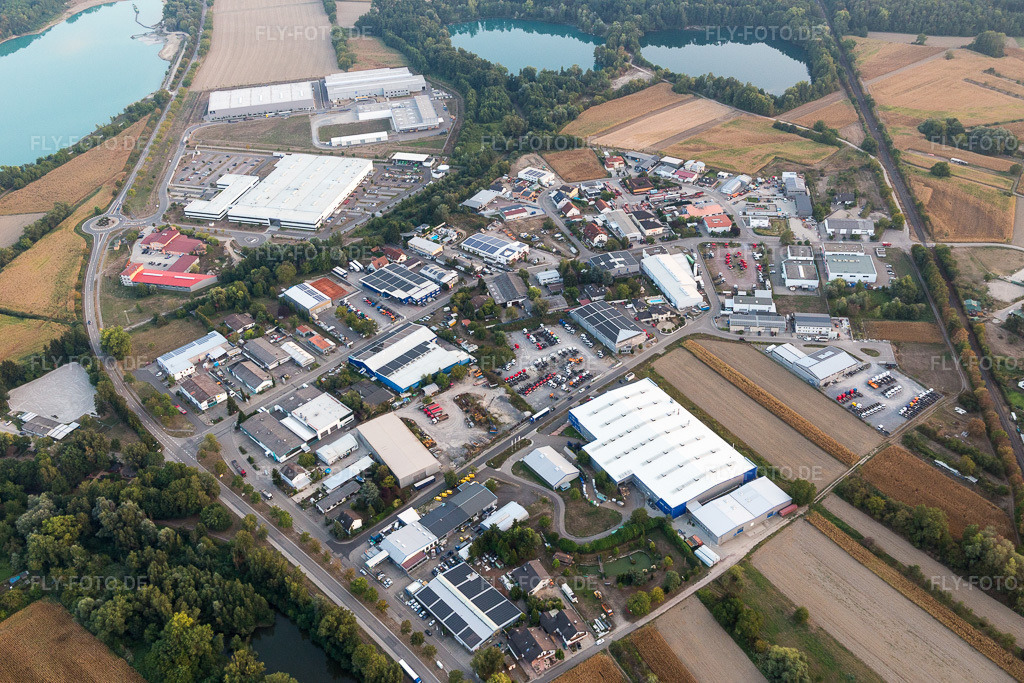 Luftbild: Technische Anlagen im Industriegebiet in Hagenbach im Bundesland Rheinland-Pfalz in Deutschland. Foto: IMG_110789.jpg vom 05.09.2018 durch Werner Riehm/FLY-FOTO.de