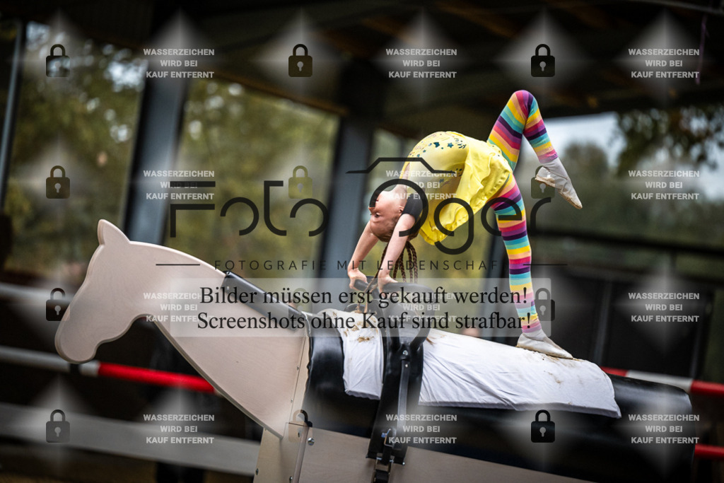DOS_0461 | Entdecke hochwertige Reitturnierfotos von Foto Oger. Professionell, emotional und authentisch – jetzt Lieblingsmomente im Shop bestellen.Deutschlandweite Turnierfotografie. - Realisiert mit Pictrs.com