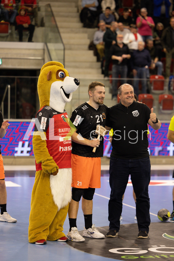 Handballen I Herren I Saison 2025-2026 I Quickline Handball League 2026 | Men I 18. Spieltag I Pfade Winterthur - Kadetten Schaffhausen I 20.12.2025 | 21 Daniel Reznicky (Kadetten Schaffhausen) - Kreisläufer - Realisiert mit Pictrs.com