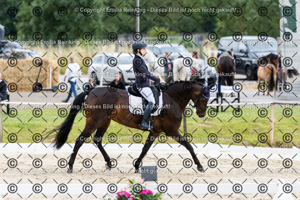 CL5A8026 | Emilia Reinking Fotografie - Realisiert mit Pictrs.com