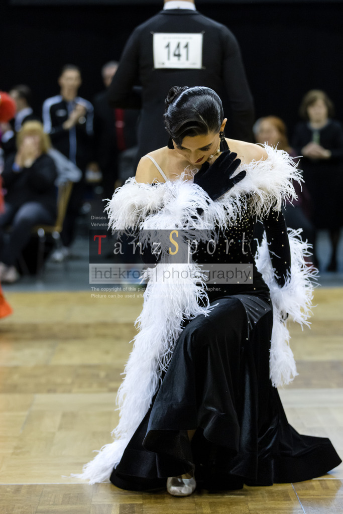 20241102_DC_HGR_Std_08461 | Tanzsportbilder, Standardtanz, Lateintanz, WDSF, DTV, LTVB, dancecomp, goc, hessen tanzt, blaues band der spree, walzer, tango, wiener walzer, slowfox, quickstepp, samba, rumba, cha-cha-cha, paso doble. jive, hd-kroft photography, turniertanzsport