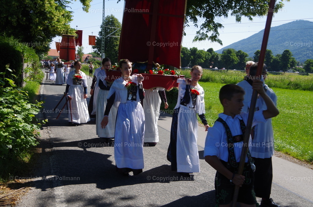 IMGP5842 | fotografiert von Axel PollmannLeonhardi Wallfahrt Benediktbeuern und Murnau, Fronleichnam, Fasching, Landschaft im Loisachtal und Benediktbeuern  - Realized with Pictrs.com
