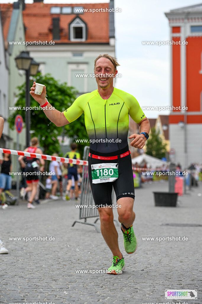 SZI_4062 | Stadttriathlon Erding 2025. #yourpictrs #sportshot_your_pictrs @Sportshotphotography #stadttriathlonerding Copyright: www.sportshot.de
