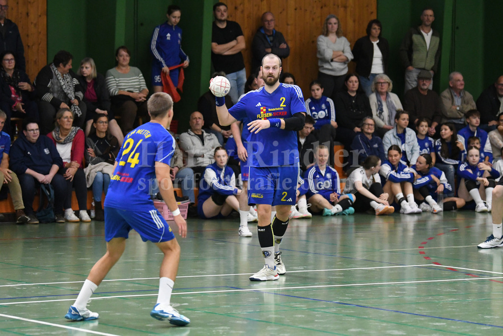 SSG Metten : VfL Waldkraiburg | Karel Kveton (SSG Metten #2) - Realisiert mit Pictrs.com