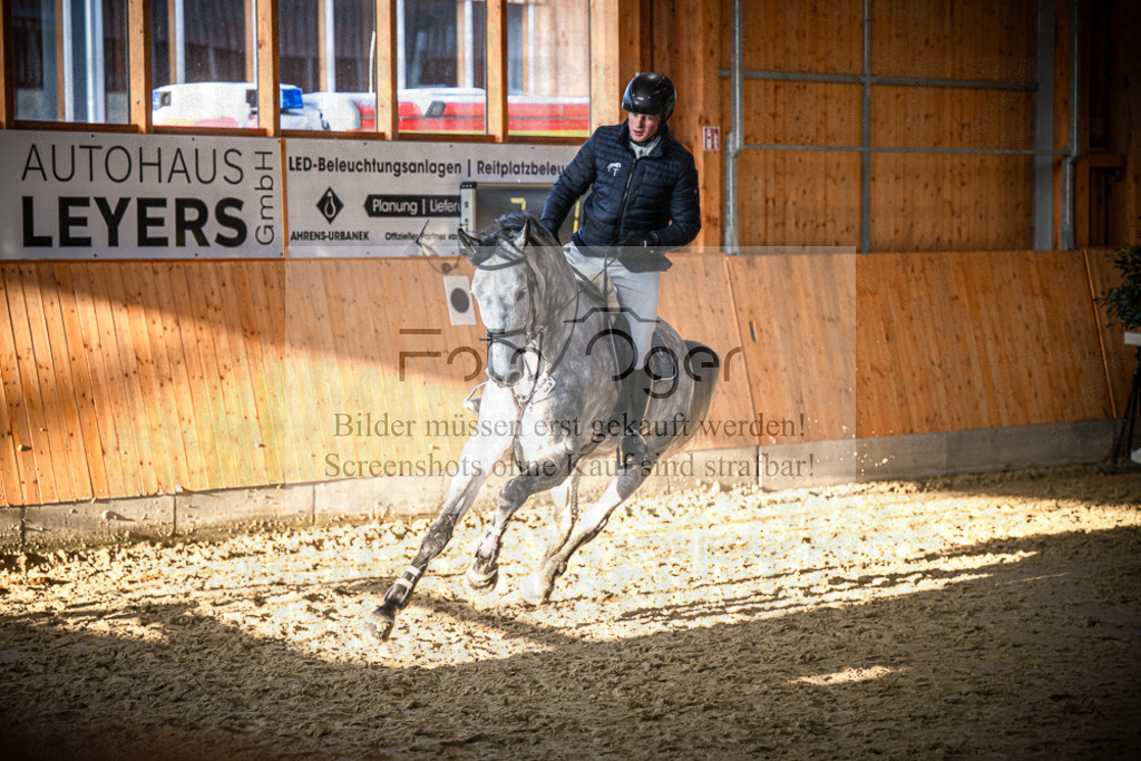 DOS_1866 | Entdecke hochwertige Reitturnierfotos von Foto Oger. Professionell, emotional und authentisch – jetzt Lieblingsmomente im Shop bestellen.Deutschlandweite Turnierfotografie. - Realisiert mit Pictrs.com