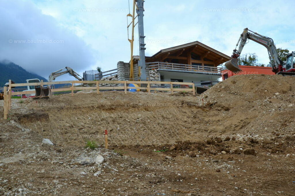 bib-lg02-erdarbeiten-0070 | Nach LV-Leistungsgruppen sortierte Detailfotos über den Bau eines Hauses. Alle Hausbau-Bilder direkt vom Urheber und Autor der Website Haus-Selber-Bauen.com