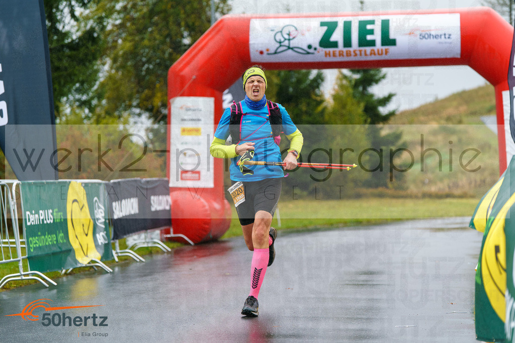 50Hertz-Zielbilder Herbstlauf | Rennsteig-Herbstlauf am 5. Oktober 2025 - Neuhaus/Rwg. nach Masserberg