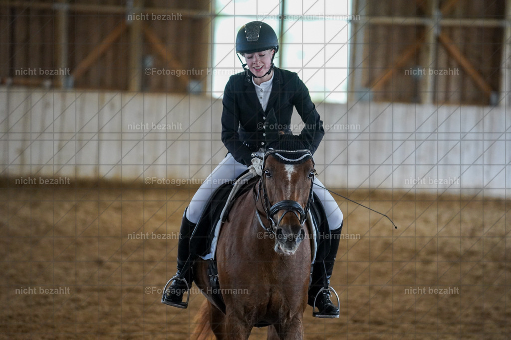 20230518-FAH04682 | Frühjahrsturnier, Landsberg am Lech, 2023, Reitclub Landsberg, Turnierbilder, Fotos Turnier Landsberg, Fotoagentur Herrmann, Turnierfotografen Bayern, Reitsport Fotograf, Pferde Fotograf